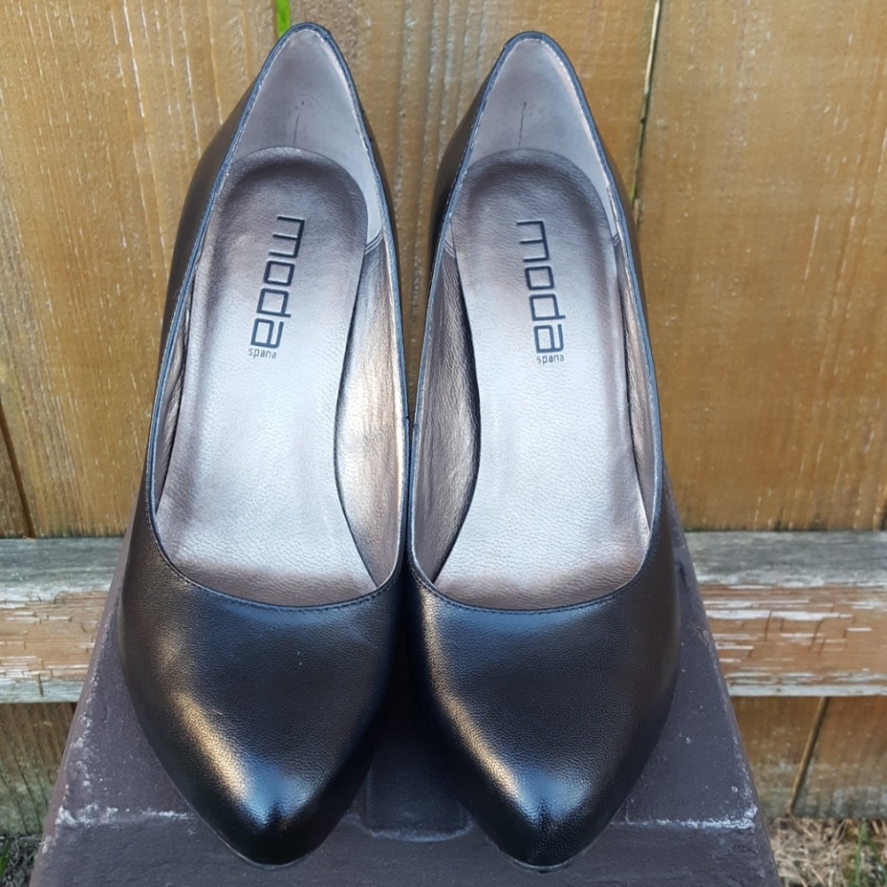 Moda Leather Heels - Size 8
